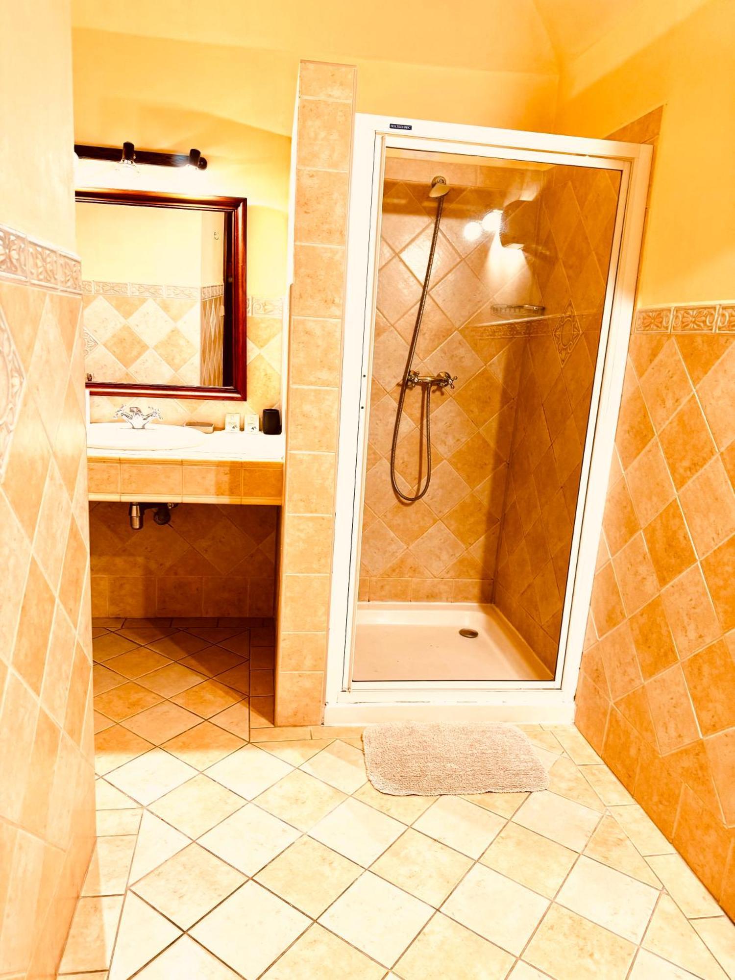 Hotel Maxim Frydek-Mistek Ngoại thất bức ảnh